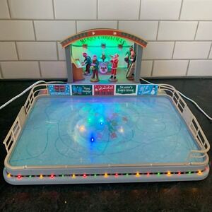 Lemax Caddington Village Christmas Grove Skating Rink